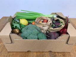 Image of Medium Veg Box + FRUIT